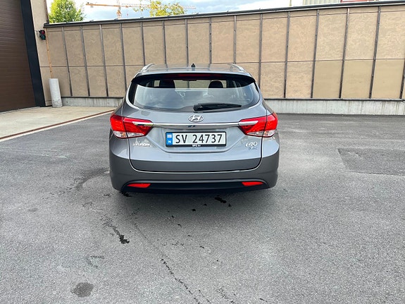 Hyundai i40 6 of 14