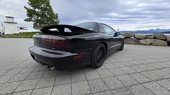Pontiac Trans Am 10 of 26