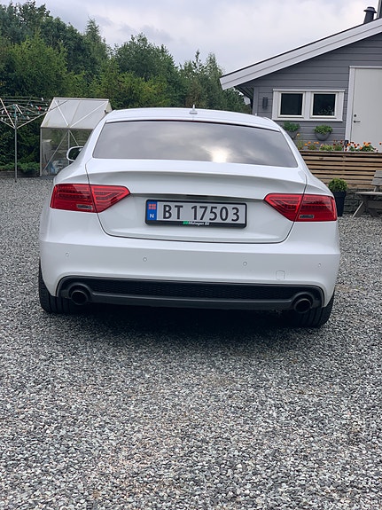 Audi A5 2 of 14