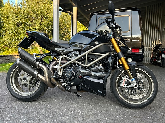 Ducati Streetfighter S 1098 Termignoni, Øhlins, Marchesini, Carbon 3 of 23