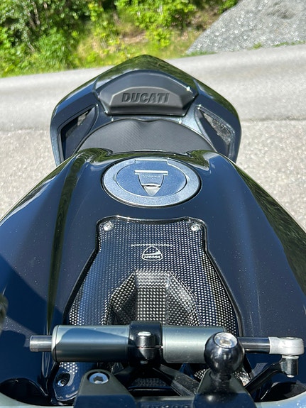 Ducati Streetfighter S 1098 Termignoni, Øhlins, Marchesini, Carbon 18 of 23