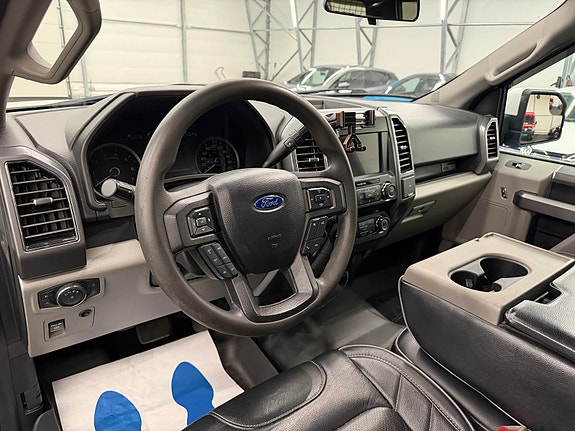 Ford F-150 15 of 29