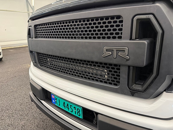 Ford F-150 11 of 29