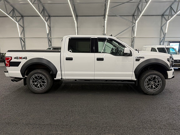 Ford F-150 3 of 29