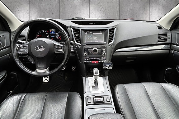 Subaru Outback 16 of 30
