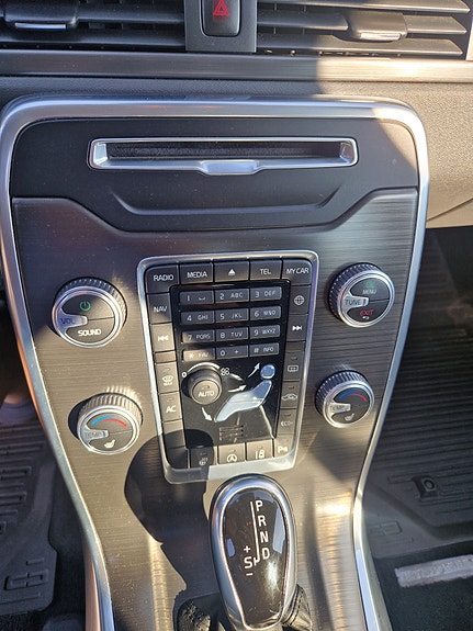 Volvo V70 10 of 11