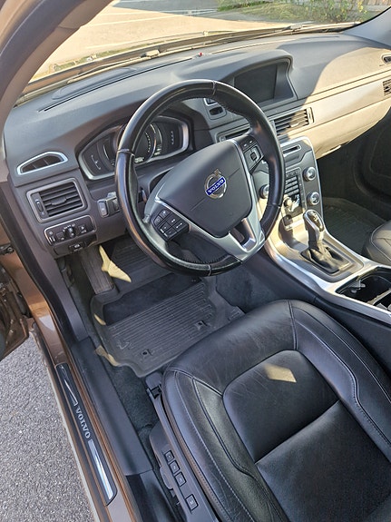 Volvo V70 9 of 11