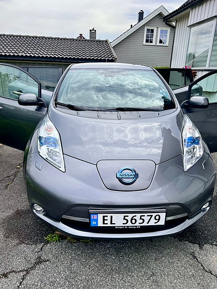 Nissan Leaf 11 of 16