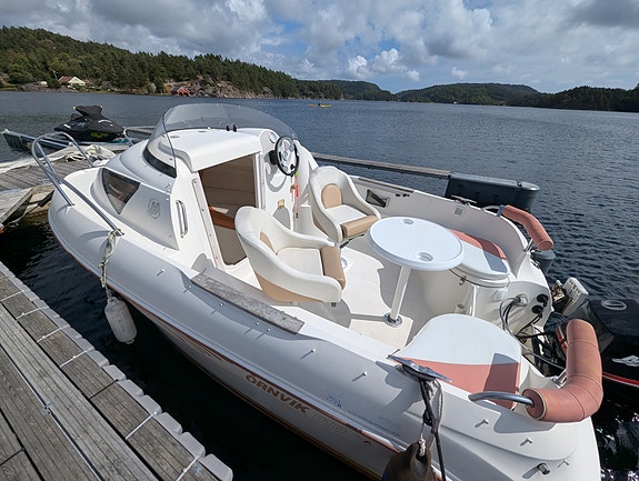 Quicksilver 510 (Ørnvik) med henger 15 of 30