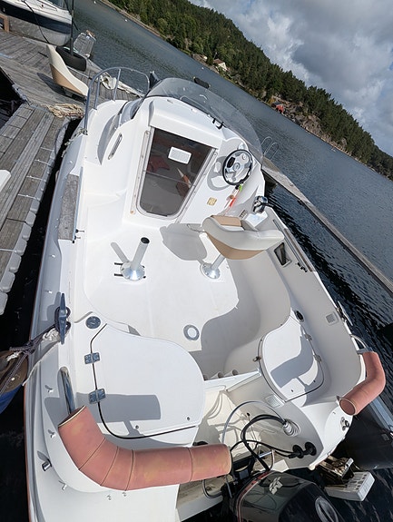 Quicksilver 510 (Ørnvik) med henger 7 of 30