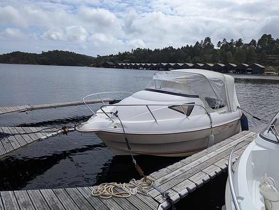 Quicksilver 510 (Ørnvik) med henger 25 of 30