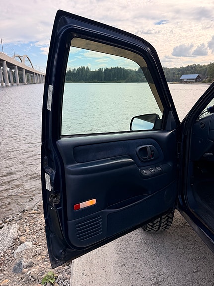 Chevrolet Tahoe 27 of 30