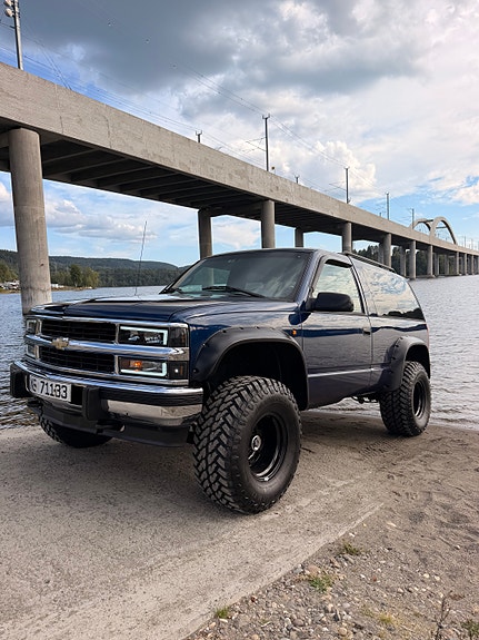 Chevrolet Tahoe 23 of 30