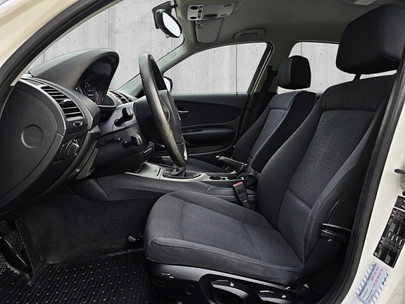 BMW 116d 9 of 30