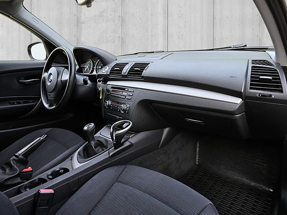 BMW 116d 6 of 30