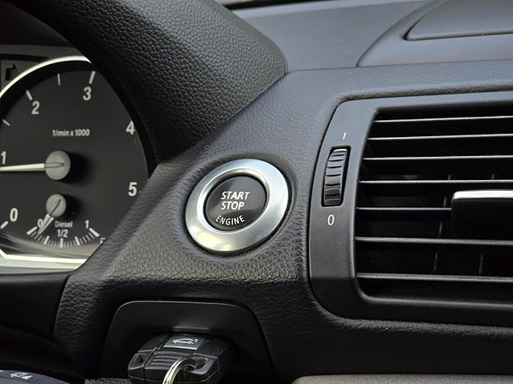 BMW 116d 30 of 30