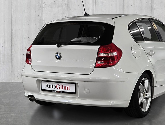 BMW 116d 4 of 30