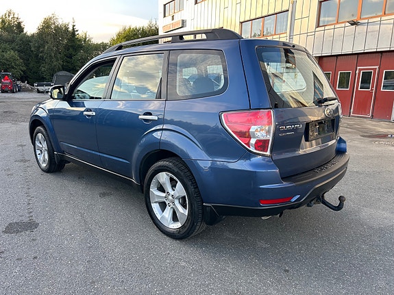 Subaru Forester 12 of 30