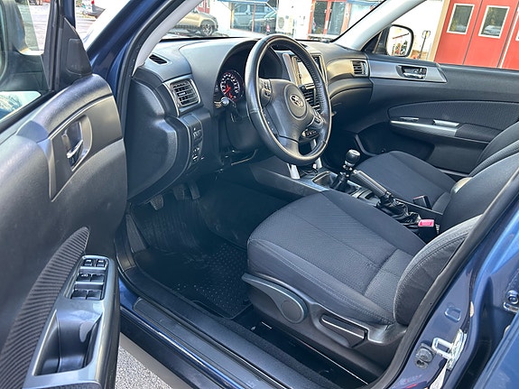 Subaru Forester 26 of 30
