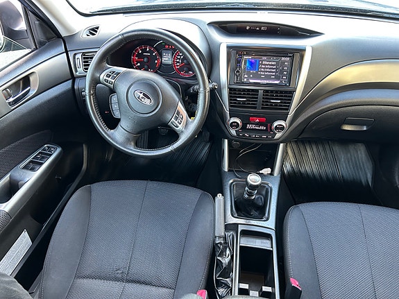 Subaru Forester 19 of 30