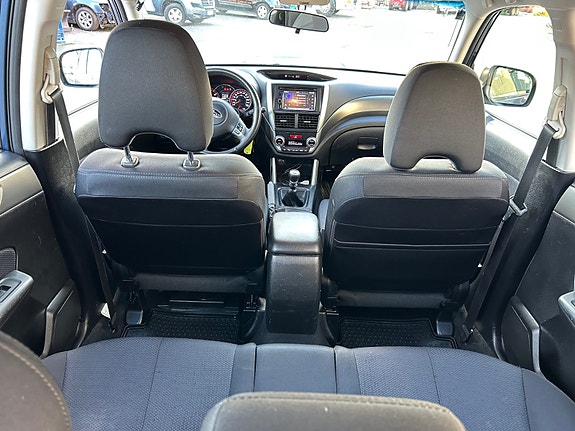 Subaru Forester 16 of 30