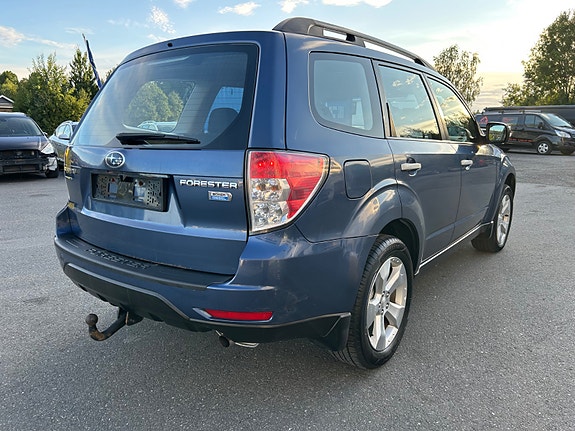 Subaru Forester 14 of 30
