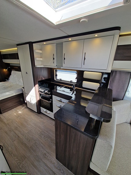Hobby Prestige 720 WQC 12 of 28