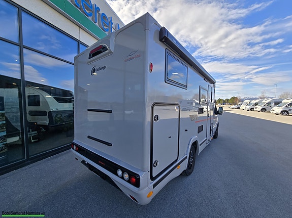 Challenger S217 3 of 30