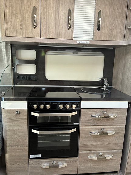 Hobby 650 Uff Prestige 23 of 30