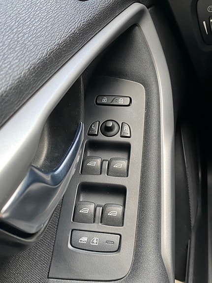 Volvo V40 15 of 30
