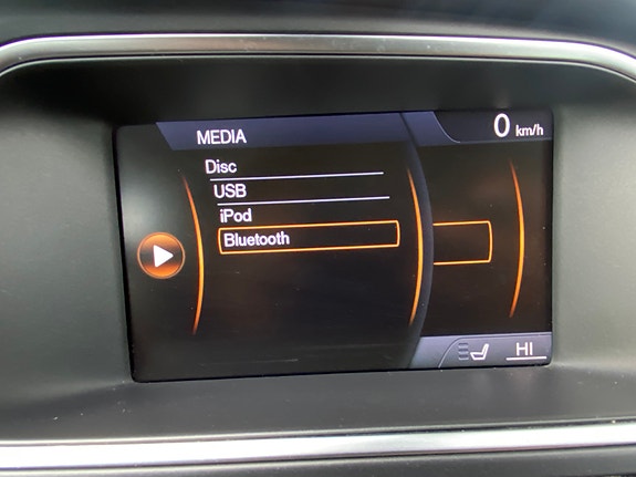 Volvo V40 20 of 30