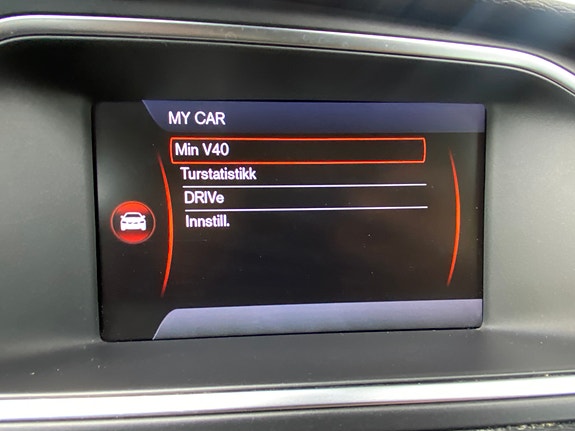 Volvo V40 19 of 30