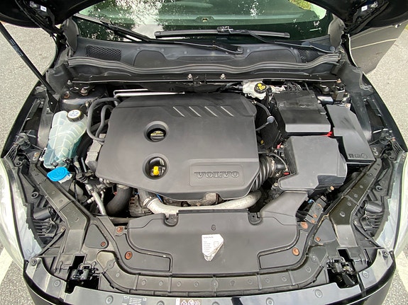 Volvo V40 24 of 30