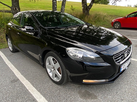 Volvo V40 7 of 30