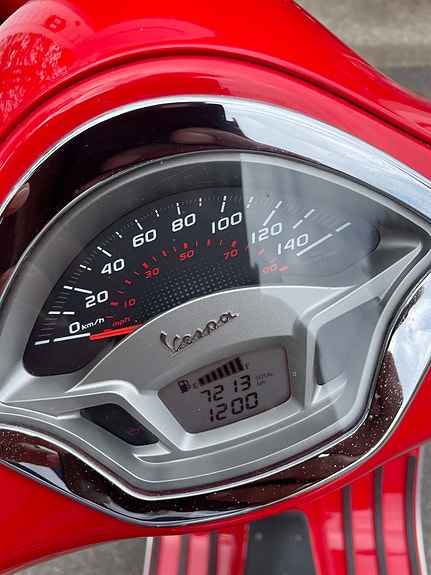 Vespa GTS 125 Super 7 of 7