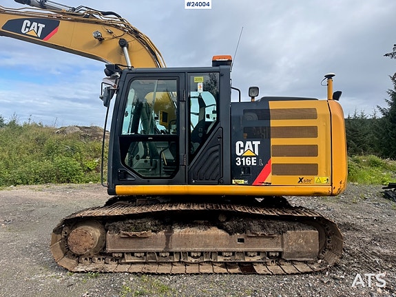 Caterpillar 316E Gravemaskin m/ Rototilt, 2 skuffer og GPS fra 2019. 13 of 30