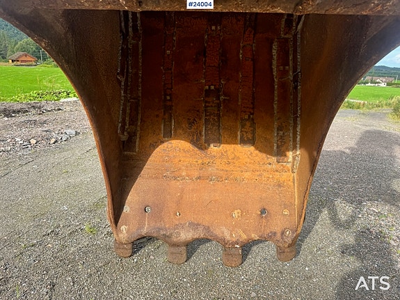 Caterpillar 316E Gravemaskin m/ Rototilt, 2 skuffer og GPS fra 2019. 26 of 30