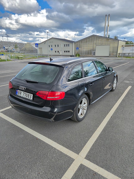 Audi A4 6 of 30