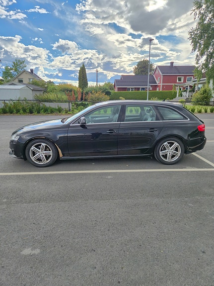 Audi A4 2 of 30