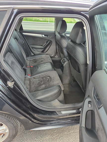 Audi A4 22 of 30