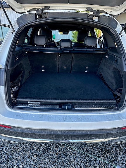 Mercedes-Benz GLC350 e 13 of 13
