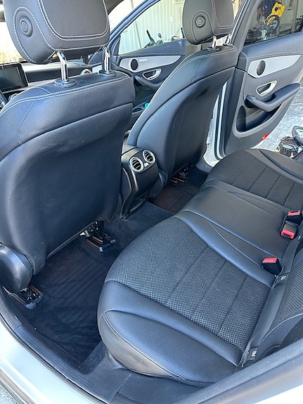 Mercedes-Benz GLC350 e 6 of 13