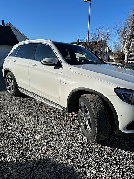 Mercedes-Benz GLC350 e 5 of 13