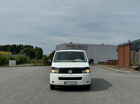 Volkswagen Caravelle 14 of 30