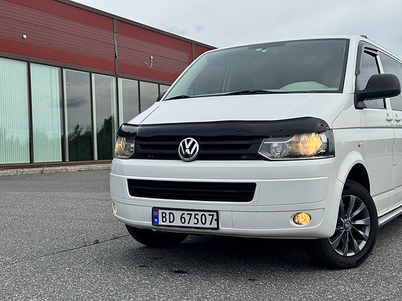 Volkswagen Caravelle 6 of 30