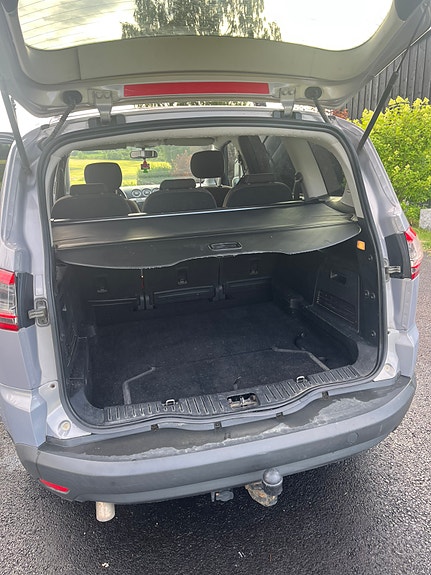Ford S-MAX 17 of 30