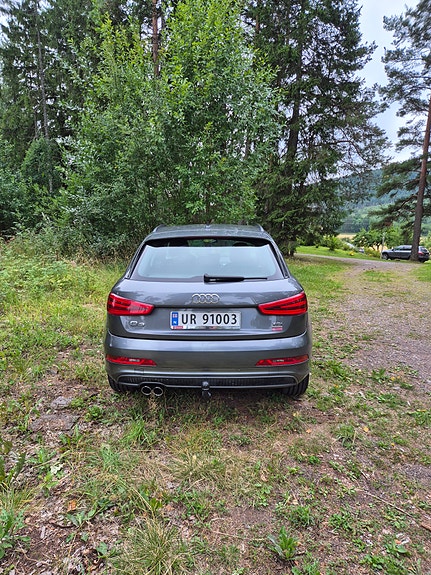 Audi Q3 5 of 12