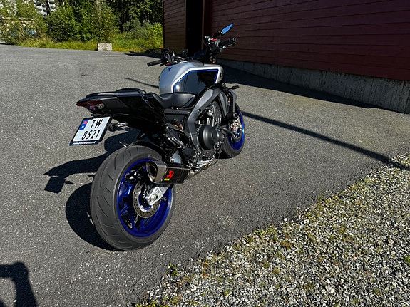 Yamaha MT-09 SP 2 of 14