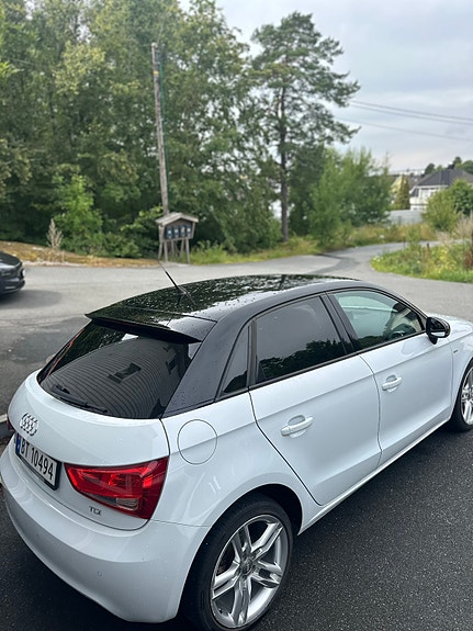 Audi A1 3 of 14
