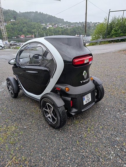 Renault Twizy 8 of 19